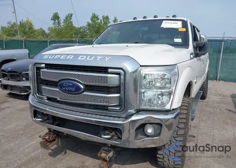 2015 Ford F-250 Lariat из США, поврежденный, VIN 1FT7W2BT5FED37775